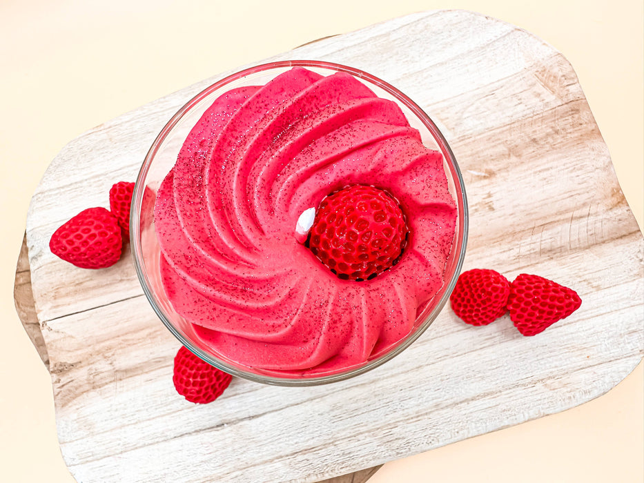 Wild Strawberry Scented Gourmet Candle