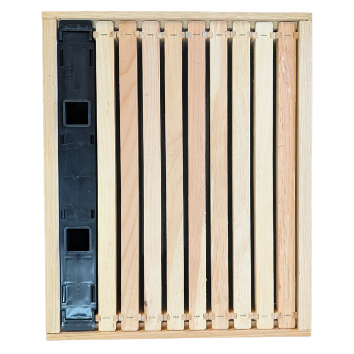 Deep Internal Frame Feeder with Ladders