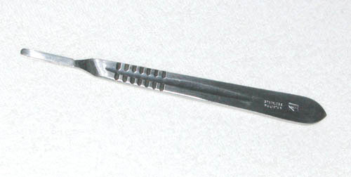 Scalpel Handle #4 - Fits Blades 20-24 - Precision Surgical Instrument