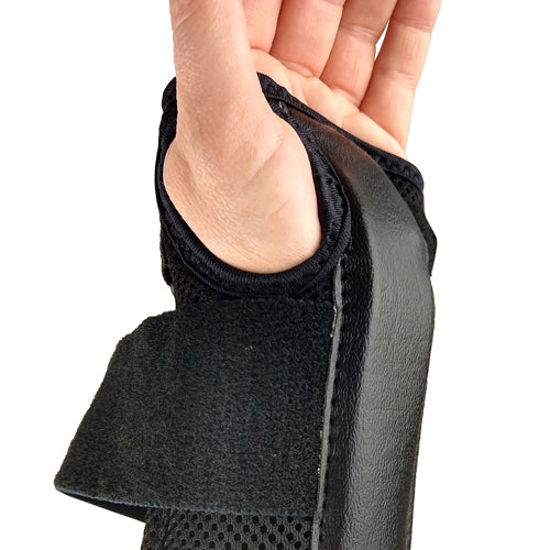 Blue Jay Deluxe Carpal Tunnel Wrist Brace - Black, Right Hand, Sm/Md - Comfortable Support