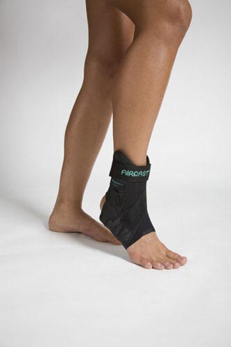 AirSport Ankle Brace - Medium, Right Foot - for Ankle Sprains & Instability - Men 7.5-11, Women 9-12.5