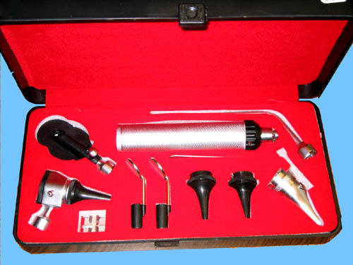 Deluxe Diagnostic Set with Otoscope, Ophthalmoscope, and Fitted Case