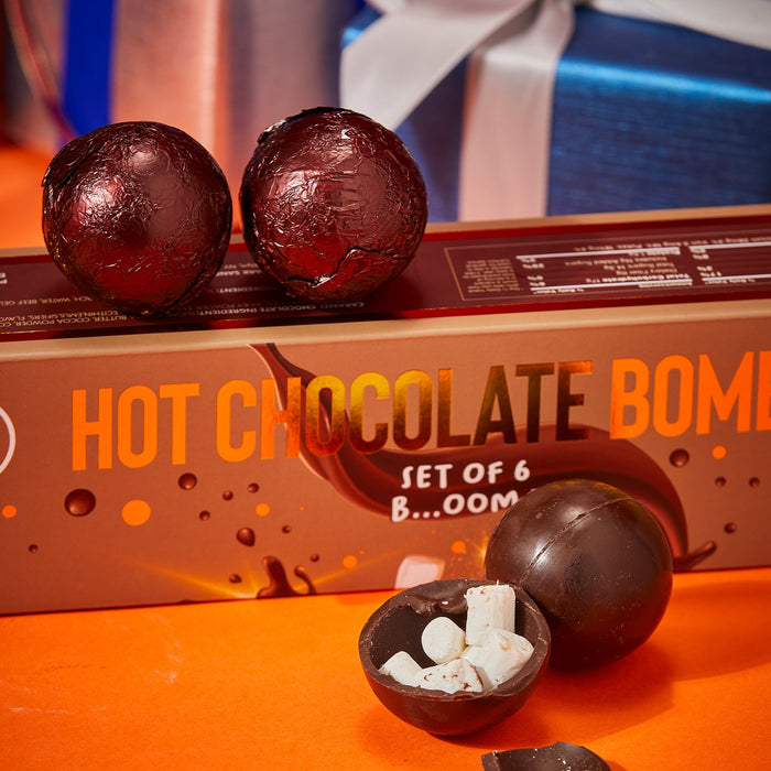 Hot Chocolate Bombs - Set of 6 - Delicious Cocoa Bombs Filled with Marshmallows - 2 Flavors Caramel & Fudge Brownie Candy - Classic Milk Chocolates Cocoa Bomb Gift Set - Delicious Gifts