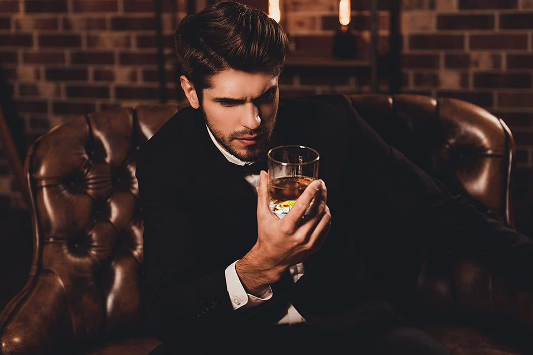 Baseball Bat Whiskey & Wine Decanter 4 Baseball Glasses, Spirits Set - Baseball Coach Gifts, Baseballs Lovers Coaches, Dad, Boyfriend, Brother, Friend Gift - For Whiskey & Wine (Baseball bat base)