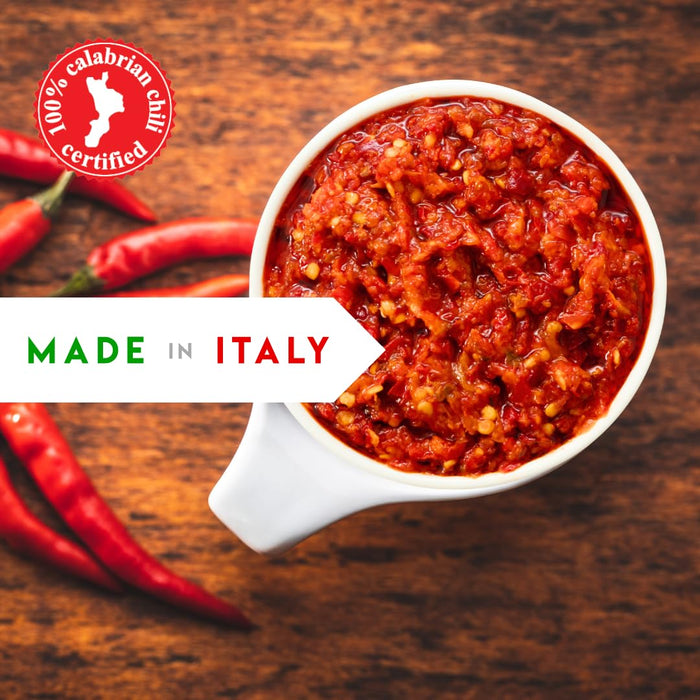 L’Oro Del Sud, Crushed Calabrian Chili Peppers Paste, 2.2 lb (1 kg)
