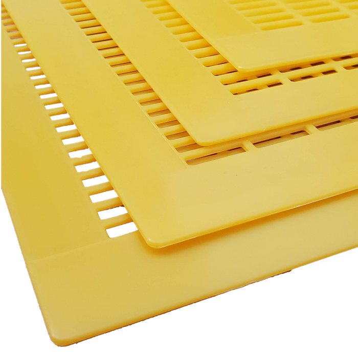 Clearance - Plastic Queen Excluder