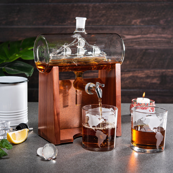 Whiskey & Wine Decanter Set 1250ml with 2 Whiskey Glasses, Liquor Dispenser For Home Bar, Ship Whiskey & Wine Decanter - Gift for Dad, Husband or Boyfriend - The Wine Savant Lead-Free Crystal Glass