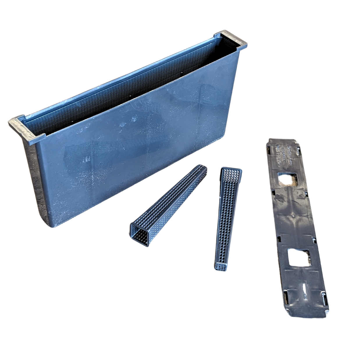 Deep Internal Frame Feeder with Ladders — Specialty Food Source