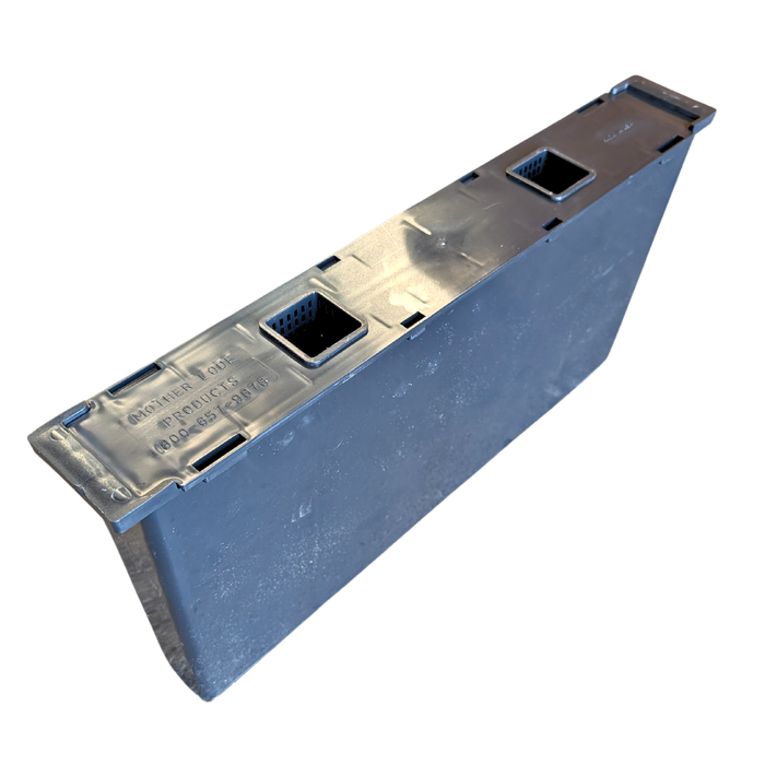 Deep Internal Frame Feeder with Ladders