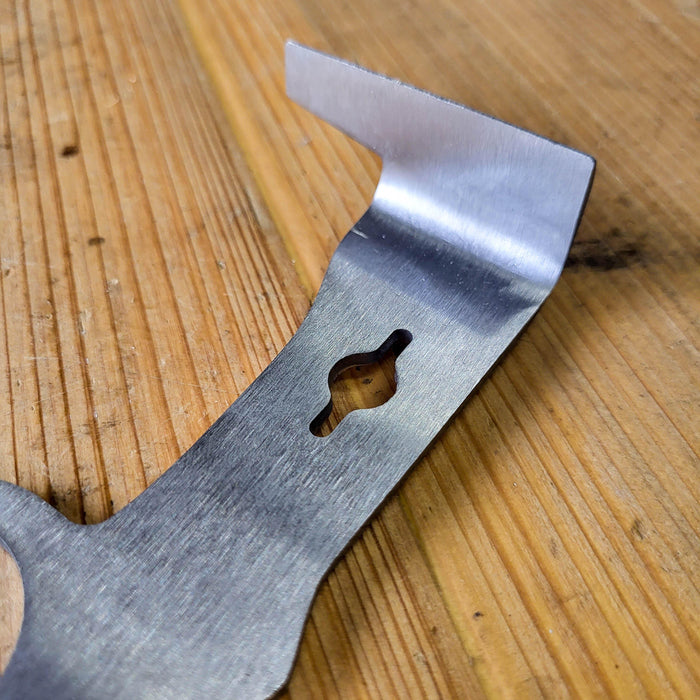 Finger Grip Hive Tool