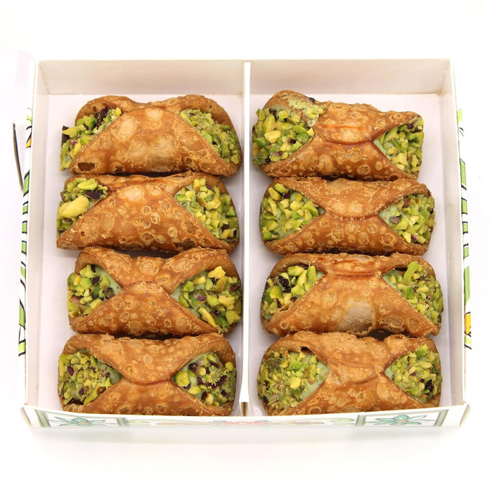 SALE! Gusto Etna, Sicilian 8 pcs Cannoli filled with Pistachio Cream Gift Box Exp. Date: 02/08/2026