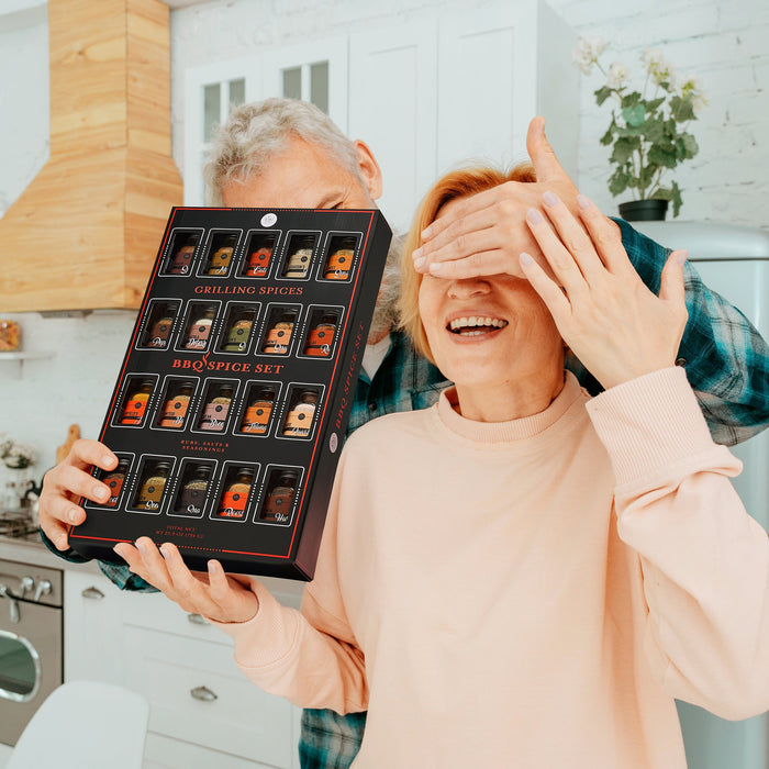 Large Gourmet Smokehouse BBQ Spice Rub Set Grilling Gift Set, 1.25oz Each- Spice Set & Seasonings - Father Gift Dad Gifts - Barbecue Cookout - Flavors Includes Smoky Chipotle, Dry Rub, Pack of 20