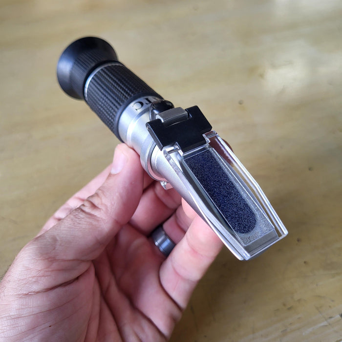 Hand Held Honey and Juice Refractometer with ATC