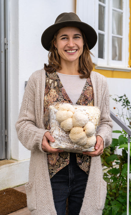 Lion's Mane Mushroom Grow Kit Fruiting Block - 5 LBS