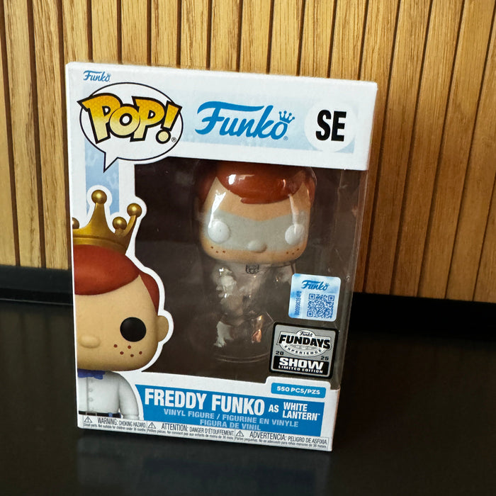 Funko Fundays Experience 2025: Pop! Originals DC Freddy Funko as White Lantern () LE550