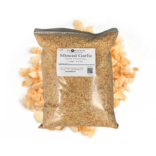 GARLIC MINCEDGARLIC MINCEDSpecialty Food SourceFeatures:


Minced garlic is a popular spice made from finely chopping fresh garlic cloves, which are then either dried or packed in oil or water.


The spice has a 