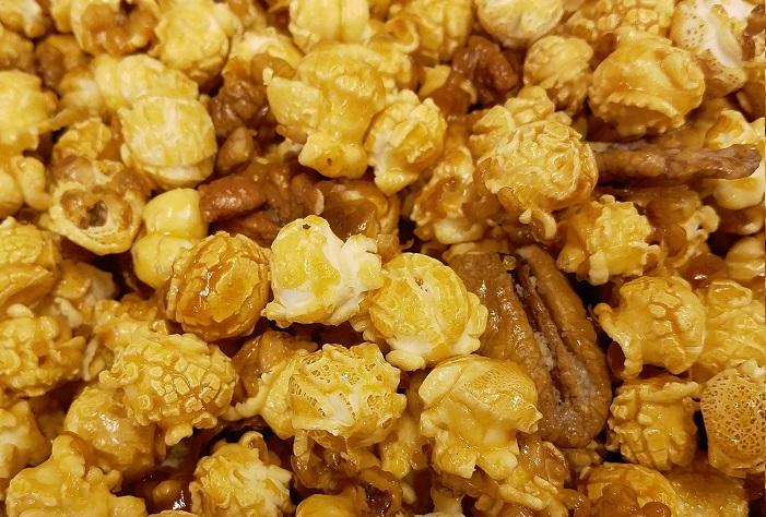 Caramel Pecan Popcorn - 1-Gallon Pail