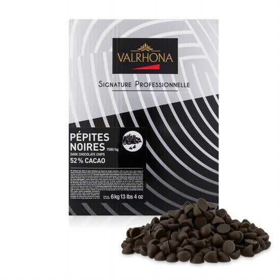 Candy & ChocolateVALRHONA CHOCOLATE CHIPS 52%VALRHONA CHOCOLATE CHIPS 52%Specialty Food SourcePerfectly balanced chocolate chips ideal for pastry and baking - 52% Cocoa