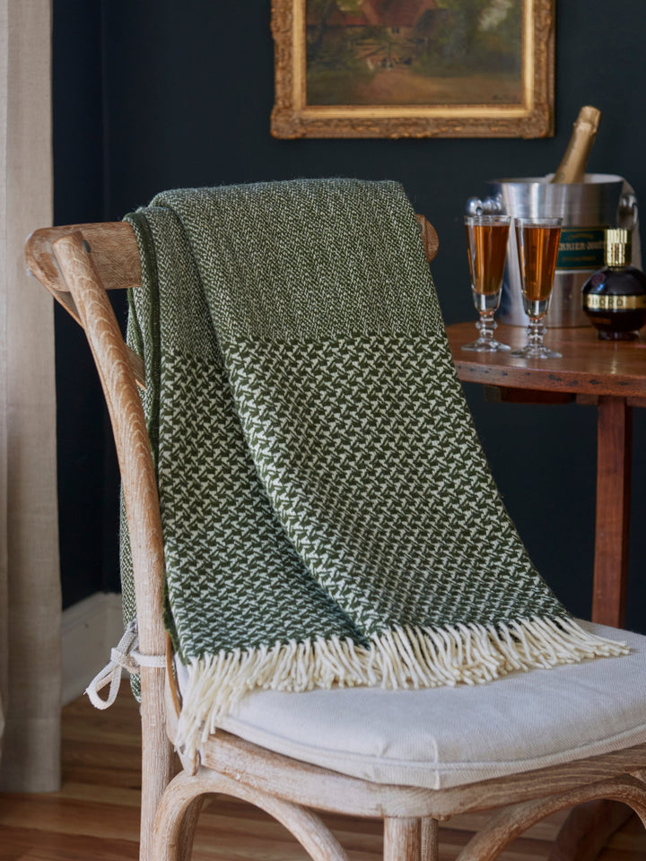Dartmouth Wool Throw - Thumbnail 4