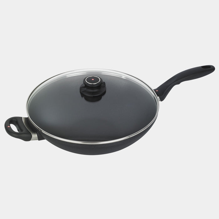 XD Nonstick Wok with Glass Lid