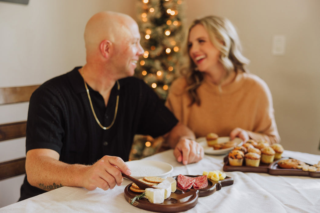 Reversible Snowman Sectioned Serving Tray with Knife