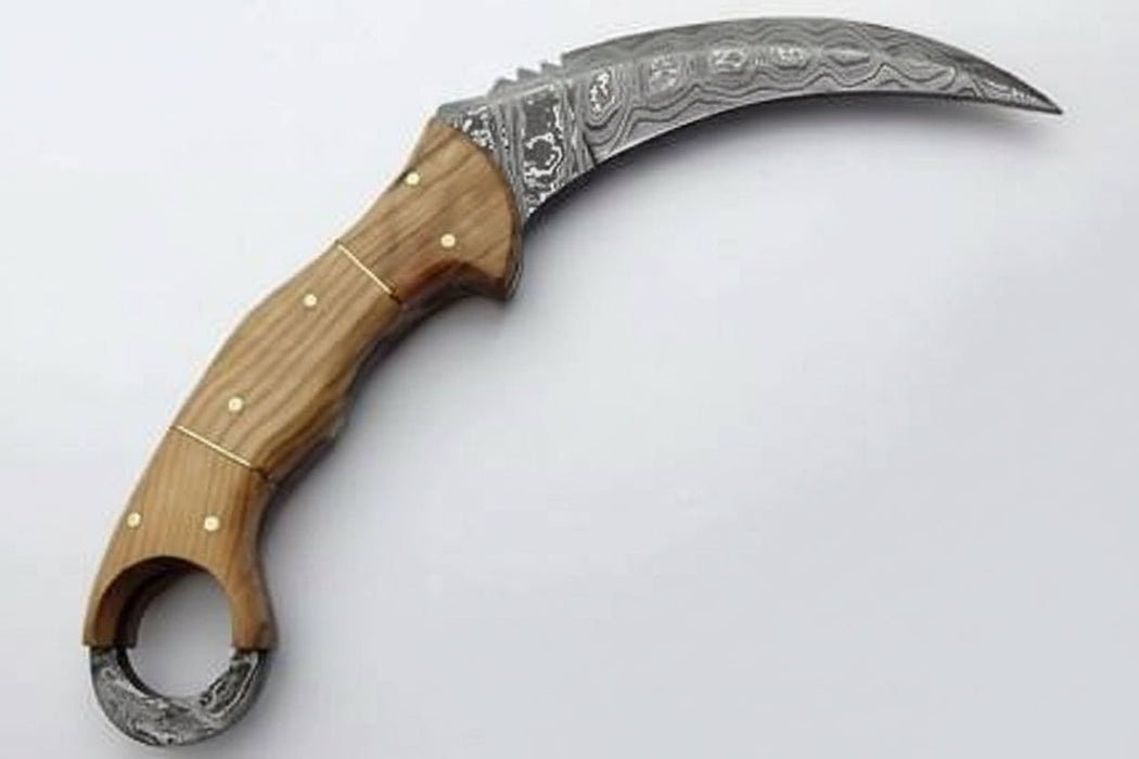 Custom Handmade Damascus Steel  Full Tang Karambit Knife