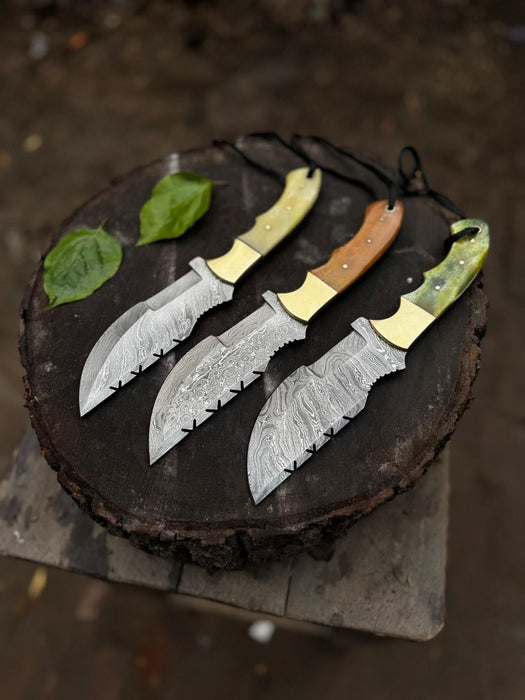 Damascus Steel Tracker Knife – Multiple Handle Colors | JW SteelCrafts