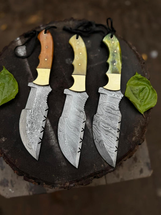 Damascus Steel Tracker Knife – Multiple Handle Colors | JW SteelCrafts