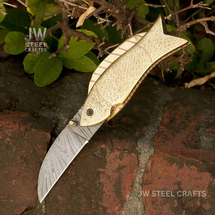 Fish-Style Damascus Folding Knife | 5 Color Variants | Hand-Engraved Collectible