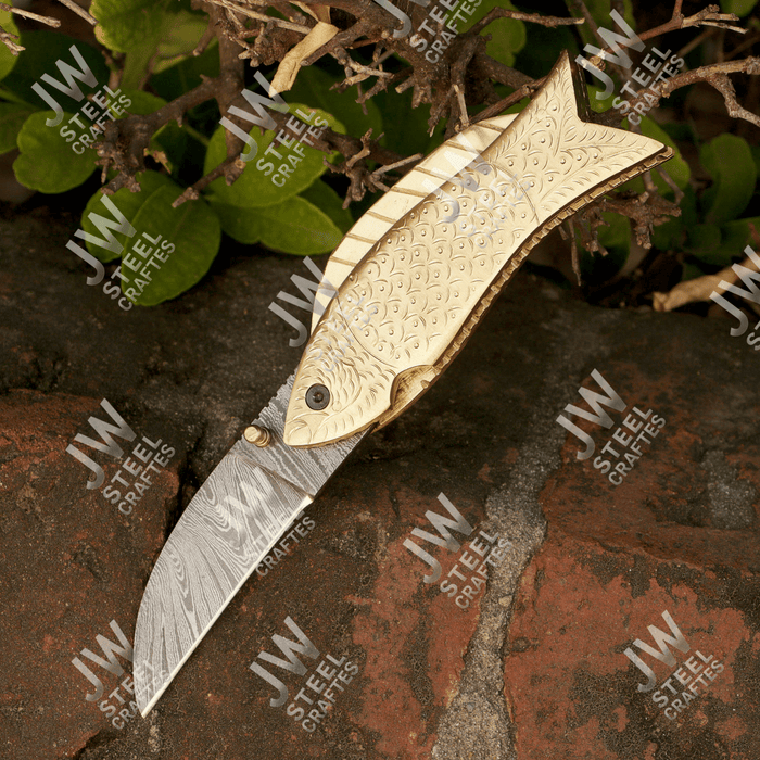 Hand Forged Damascus Steel Folding Knife – Honeycomb, Pinecone & Brass Handle Variations