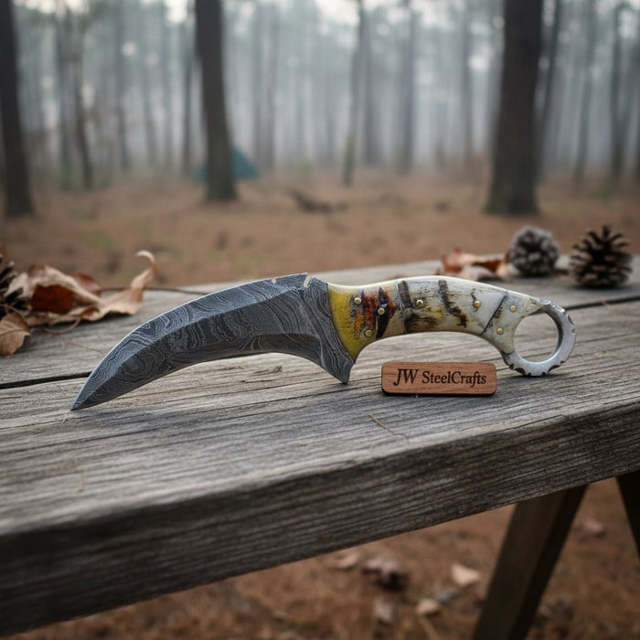 Handmade Custom Du Hoc Karambit Knife.