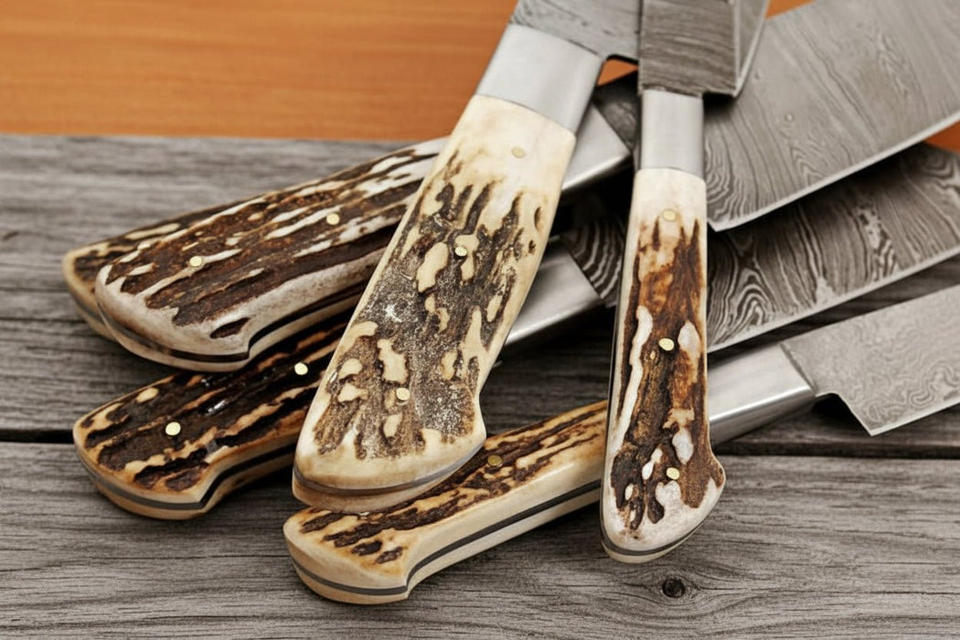 7-Piece Damascus Kitchen Knife Set — Synthetic Stag Horn Handles, Brass Bolsters & Full Tang Forged Blades