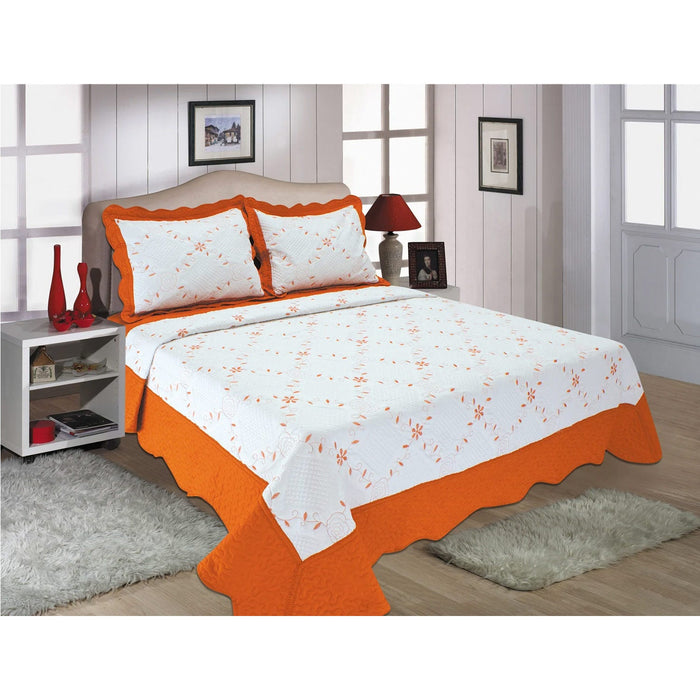 PREMIUS Reversible Quilt Set, Bordered Embroidered Floral