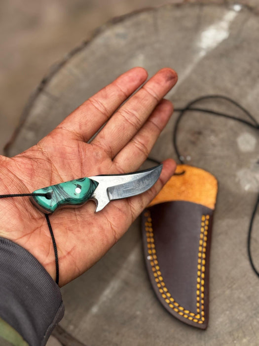 Neck Knife with Leather Sheath – Mini Damascus Pattern Blade | Green Resin Handle | JW SteelCrafts