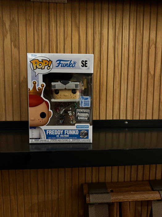 Funko Fundays Experience 2025: Pop! Originals Freddy Funko as Voltron (Metallic) LE2000