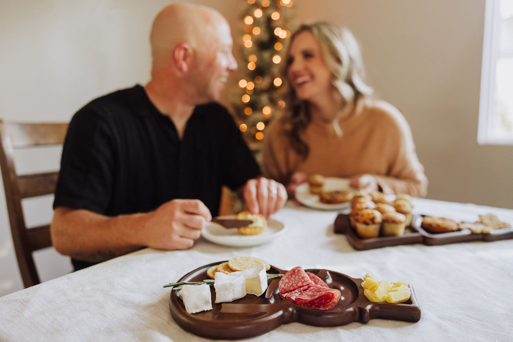 Reversible Snowman Sectioned Serving Tray with Knife