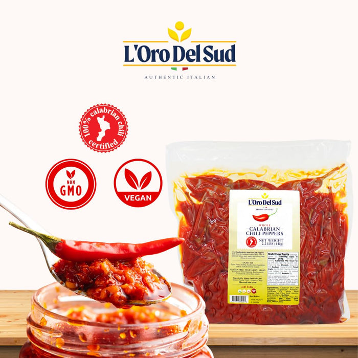 L'Oro Del Sud, Whole Calabrian Chili Peppers in Oil, 2.2 lb (1 kg)